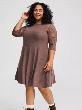Torrid Mini Lace Raglan Sleeve Sweatshirt Dress Size 2 = (2x 18-20)